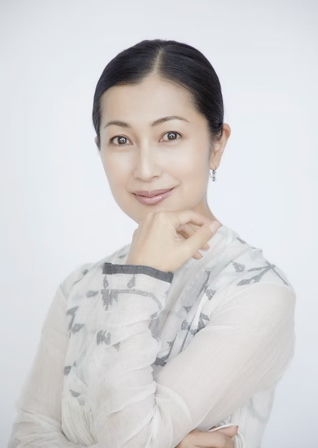 鶴田真由さん